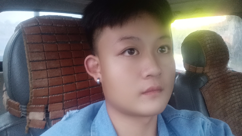 何新的第一张照片--河源残疾人相亲网